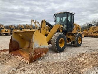 CAT 930M