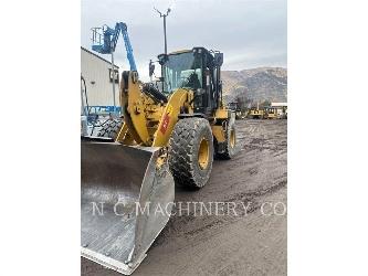 CAT 930M