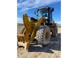 CAT 930M