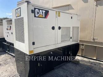 CAT D100