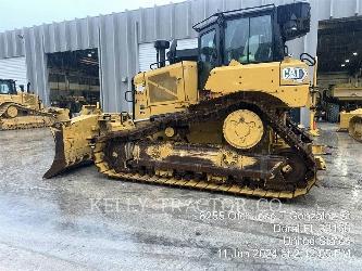 CAT D6