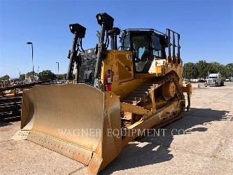 CAT D7