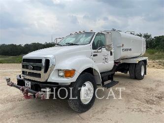 Ford F750