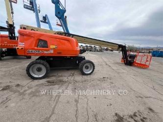 JLG 660SJ