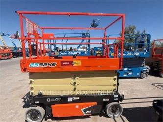 JLG ES3246