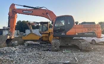 Doosan DX220