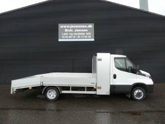 Iveco 50C 18