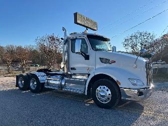 Peterbilt 579