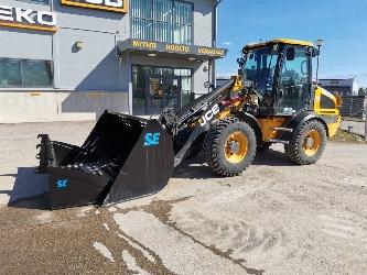 JCB 409