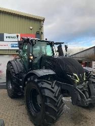 Valtra T235V