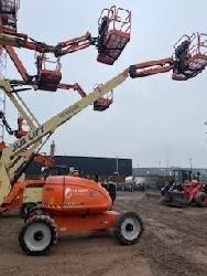 JLG 600 AJ