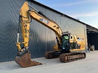 CAT 320F