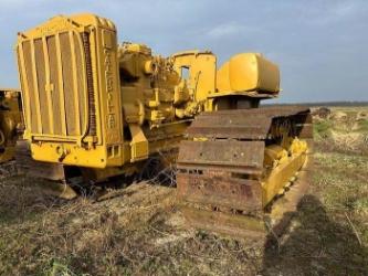 CAT D4 -