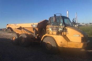 CAT 725