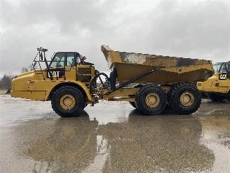 CAT 745C