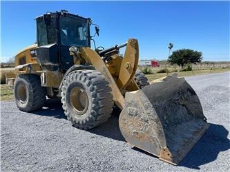 CAT 930M