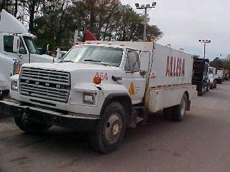 Ford F700