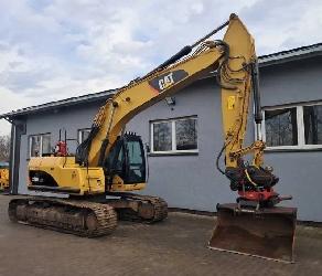 CAT 320 D