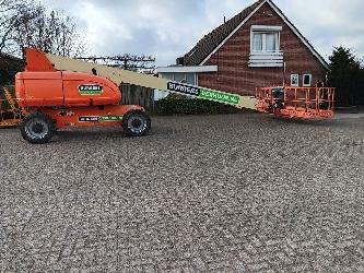 JLG 680S