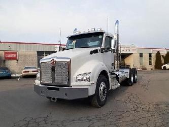 Kenworth T880