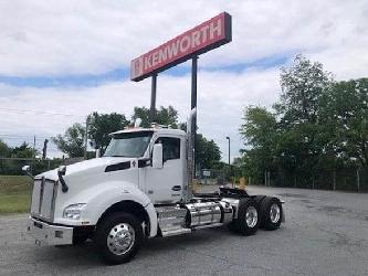 Kenworth T880