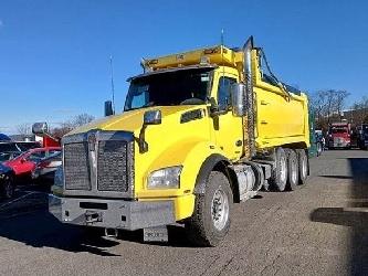 Kenworth T880