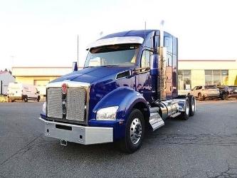 Kenworth T880