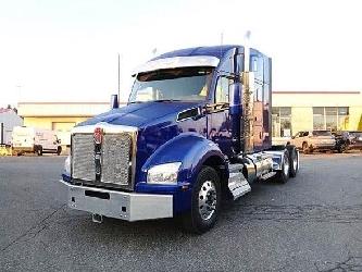 Kenworth T880