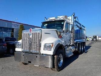 Kenworth W990