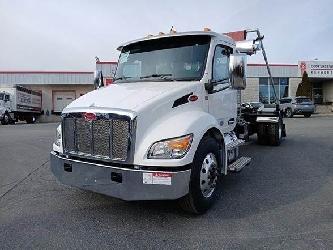 Peterbilt 537