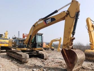 CAT 323 D L
