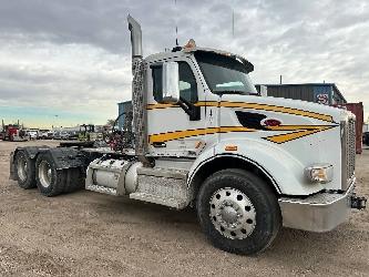 Peterbilt 567