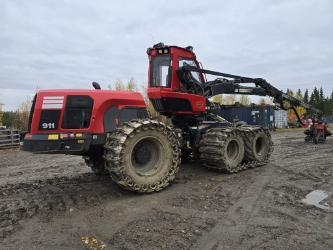 Komatsu 911.7