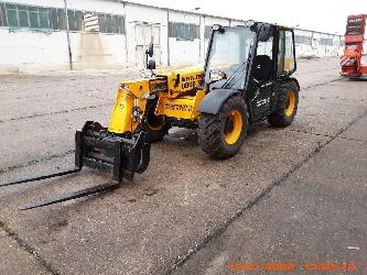 JCB 525-60