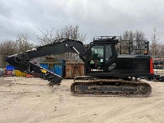 JCB 220X