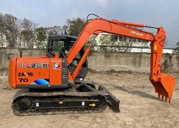 Hitachi ZX 70