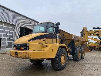 CAT 725