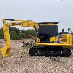 Komatsu PC130