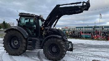 Valtra T235