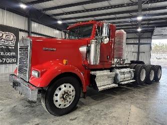 Kenworth W900