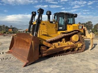 CAT D8T