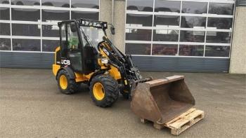 JCB 403