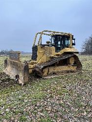 CAT D6M