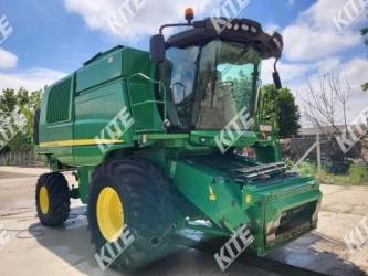 John Deere T550