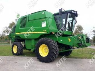 John Deere T670