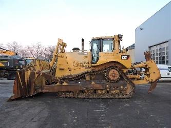 CAT D8T