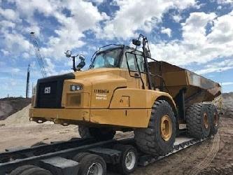 CAT 745C