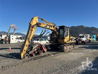 CAT 325B