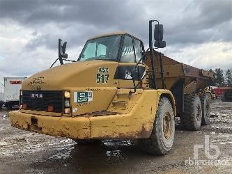 CAT 735