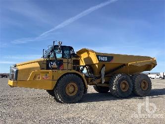 CAT 740B